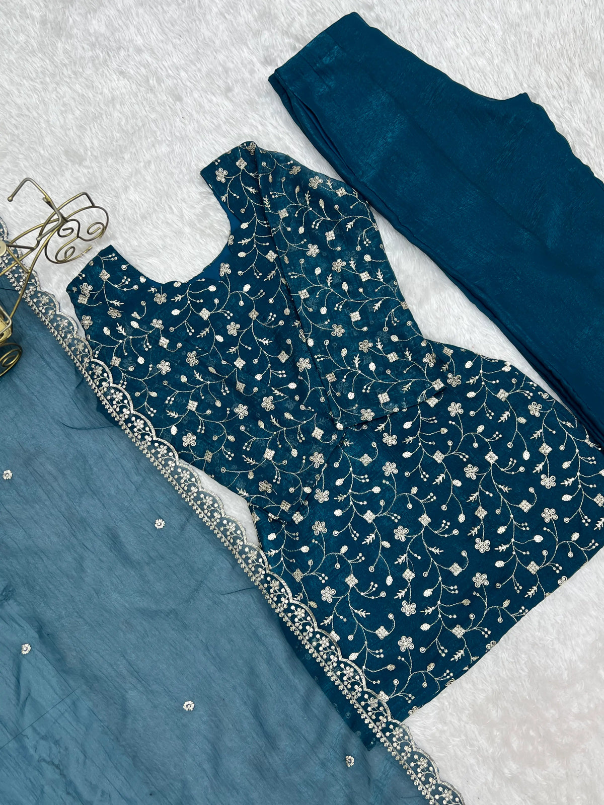 Elegant Embroidered Co Ord Suit Set for Festive and Family Occasions