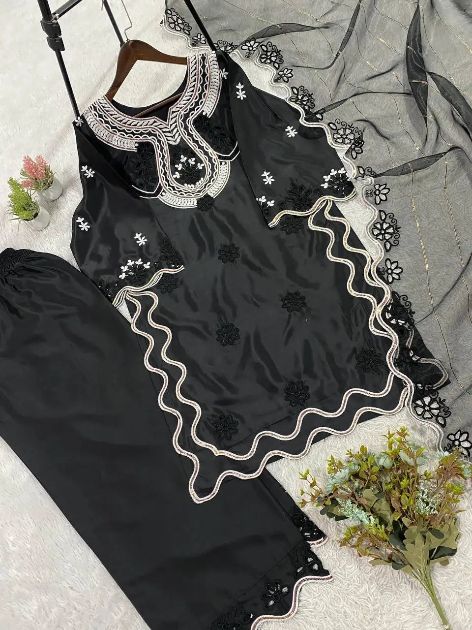 Elegant Embroidered Crepe Silk Suit Set for Festive and Occasion Wear