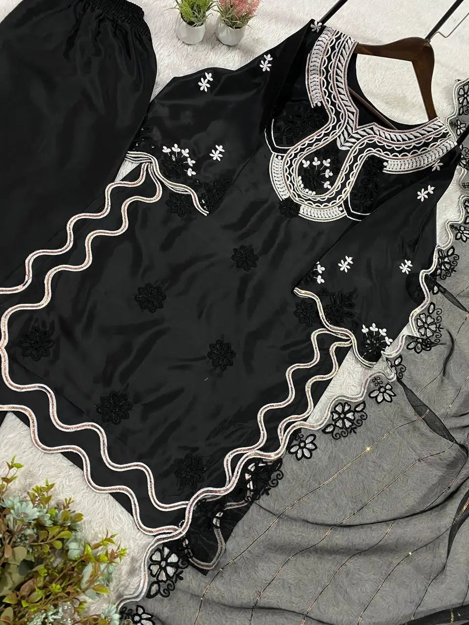 Elegant Embroidered Crepe Silk Suit Set for Festive and Occasion Wear