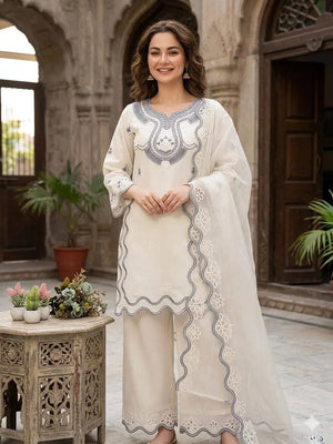 Elegant Embroidered Crepe Silk Suit Set for Festive and Occasion Wear