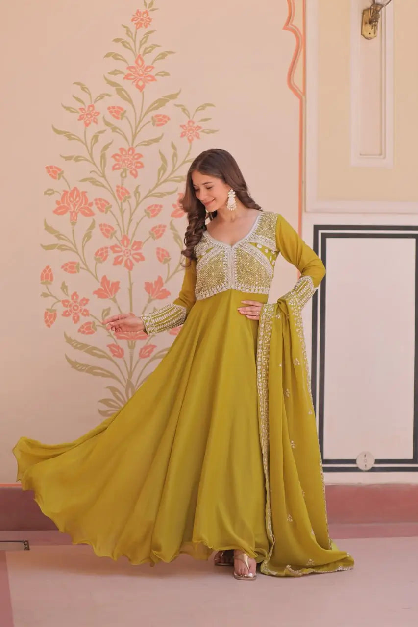 Elegant Embroidered Gown Set with Dupatta for Festive and Wedding Wear