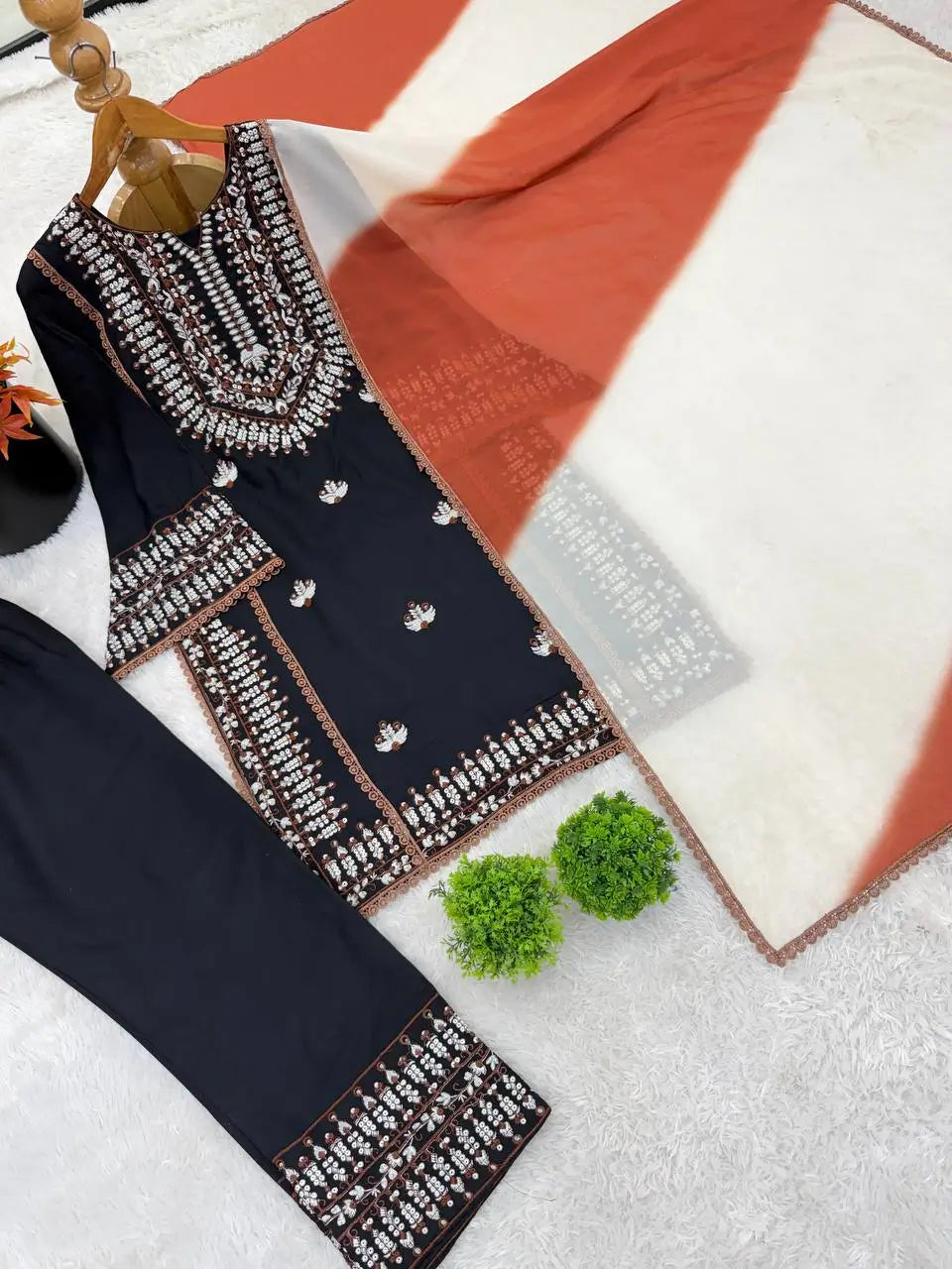 Elegant Embroidered Rayon Cotton Farshi Suit Set