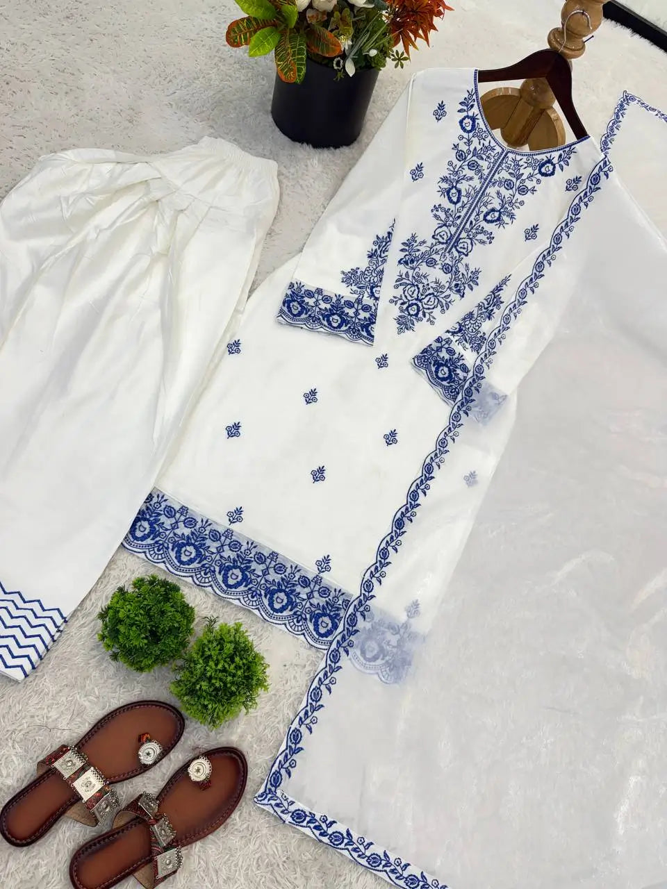 Elegant Embroidered Rayon Cotton Farshi Suit Set for Festive and Daily Wear