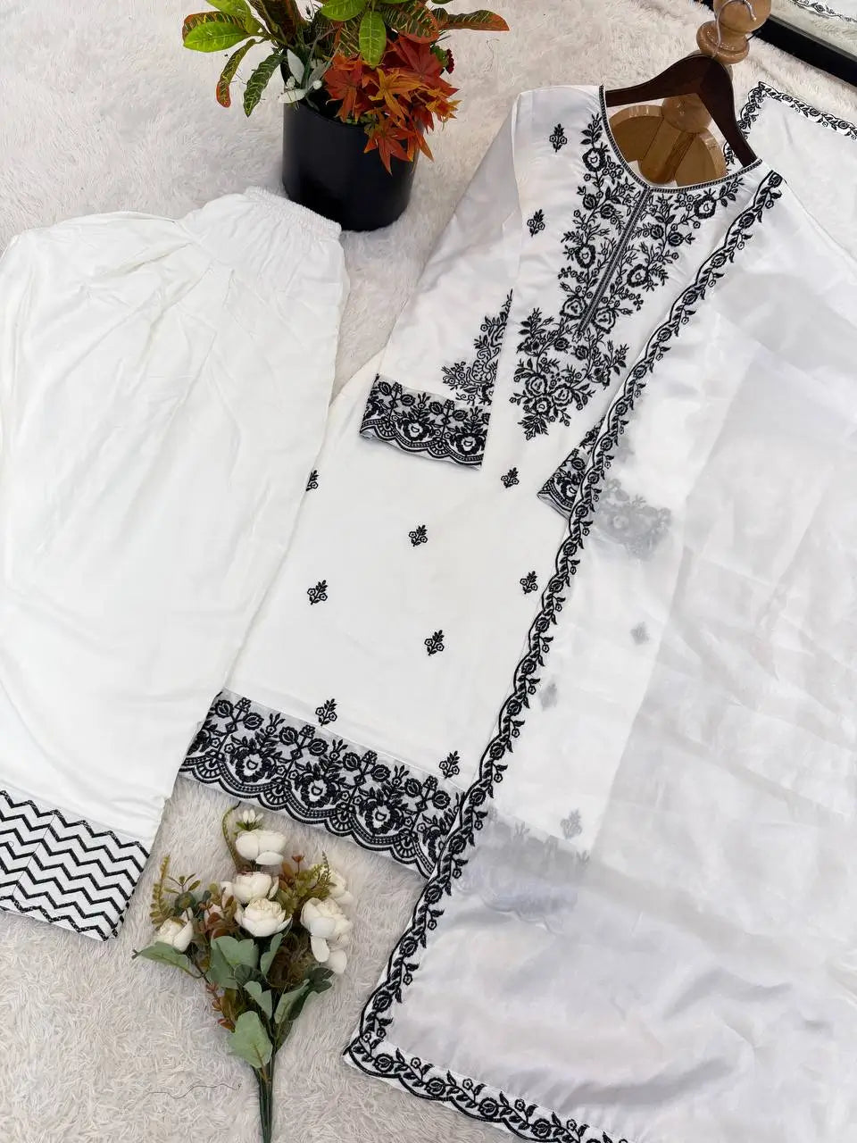Elegant Embroidered Rayon Cotton Farshi Suit Set for Festive and Daily Wear