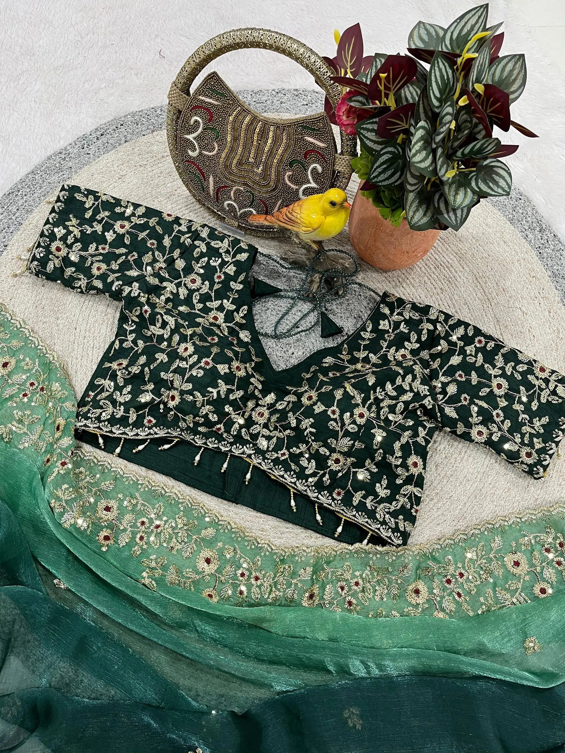 Elegant Fandy Chiffon Silk Saree for Festive and Occasion Wear