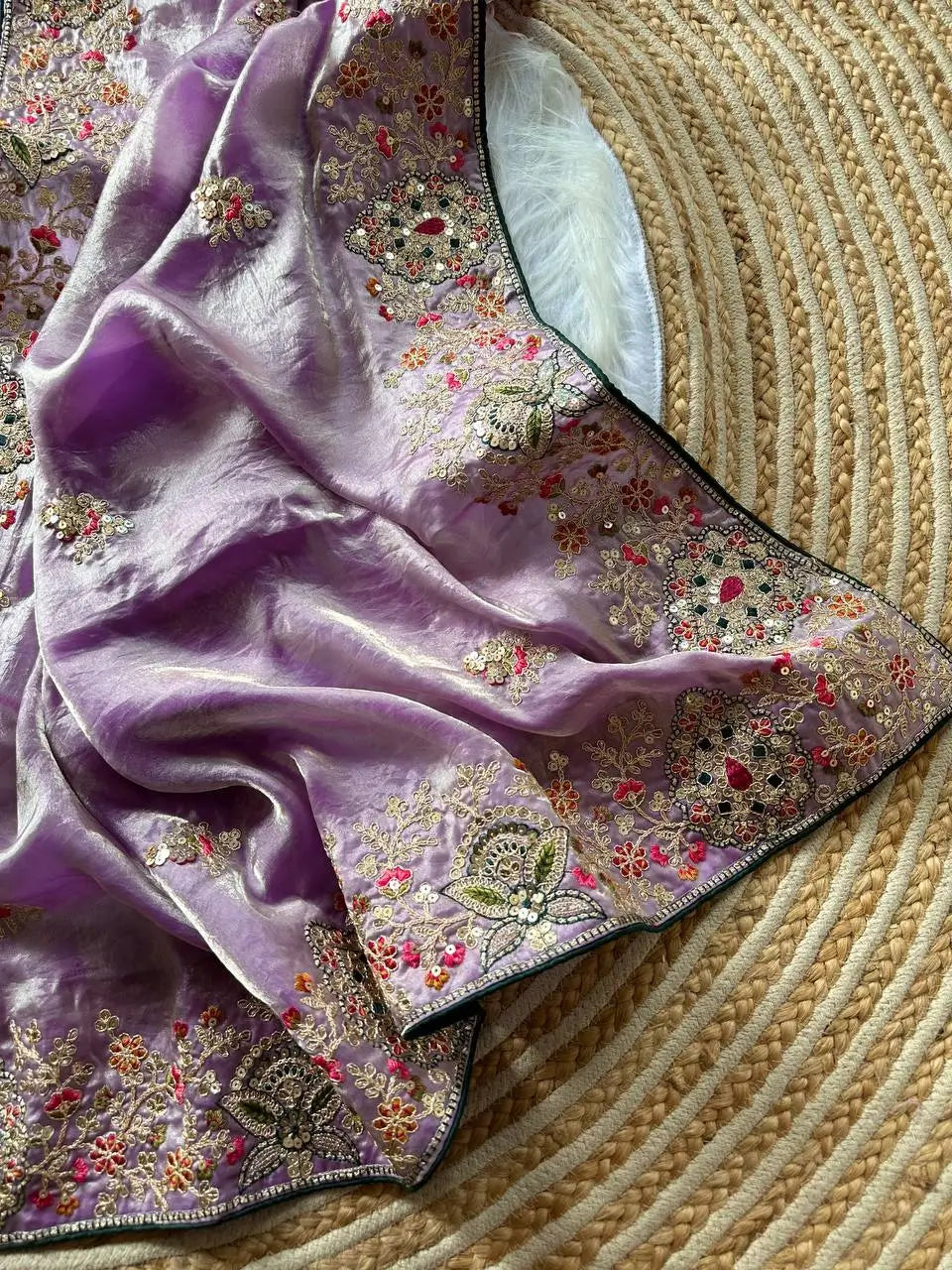 Elegant Fandy Silk Hand Embroidery Work Saree for Wedding and Festive Occasions