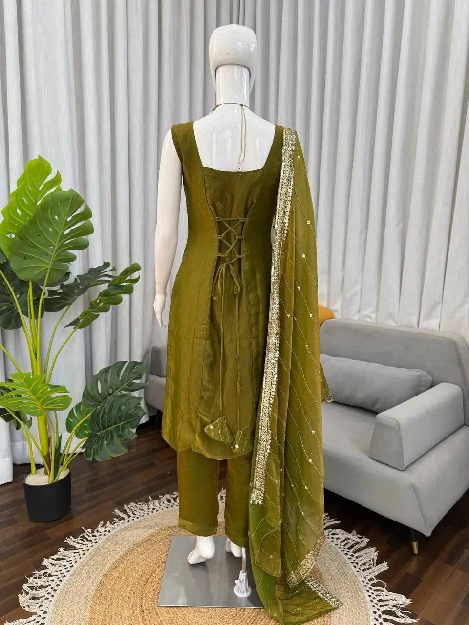 Elegant Fendy Silk Embroidered Kurta Set for Festive and Wedding Wear