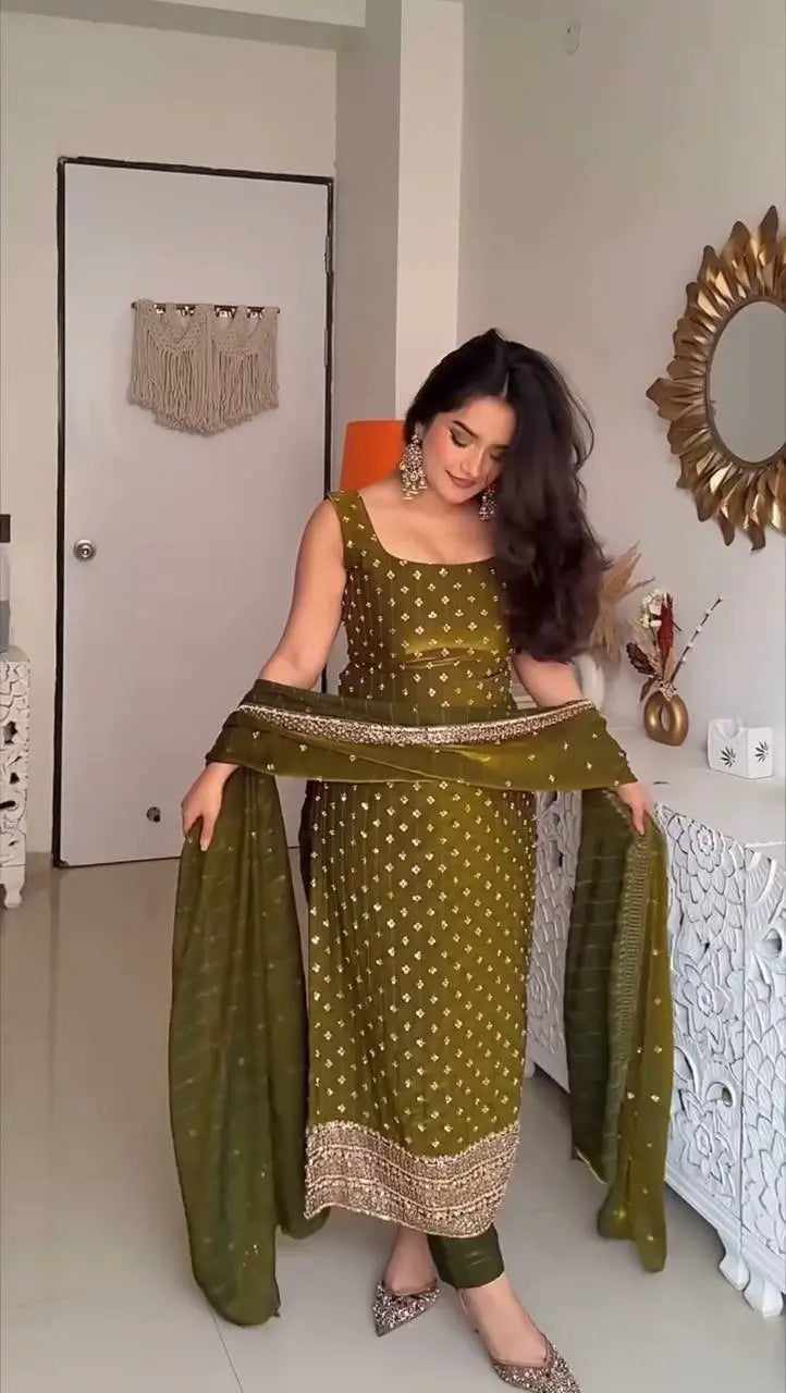 Elegant Fendy Silk Embroidered Kurta Set for Festive and Wedding Wear
