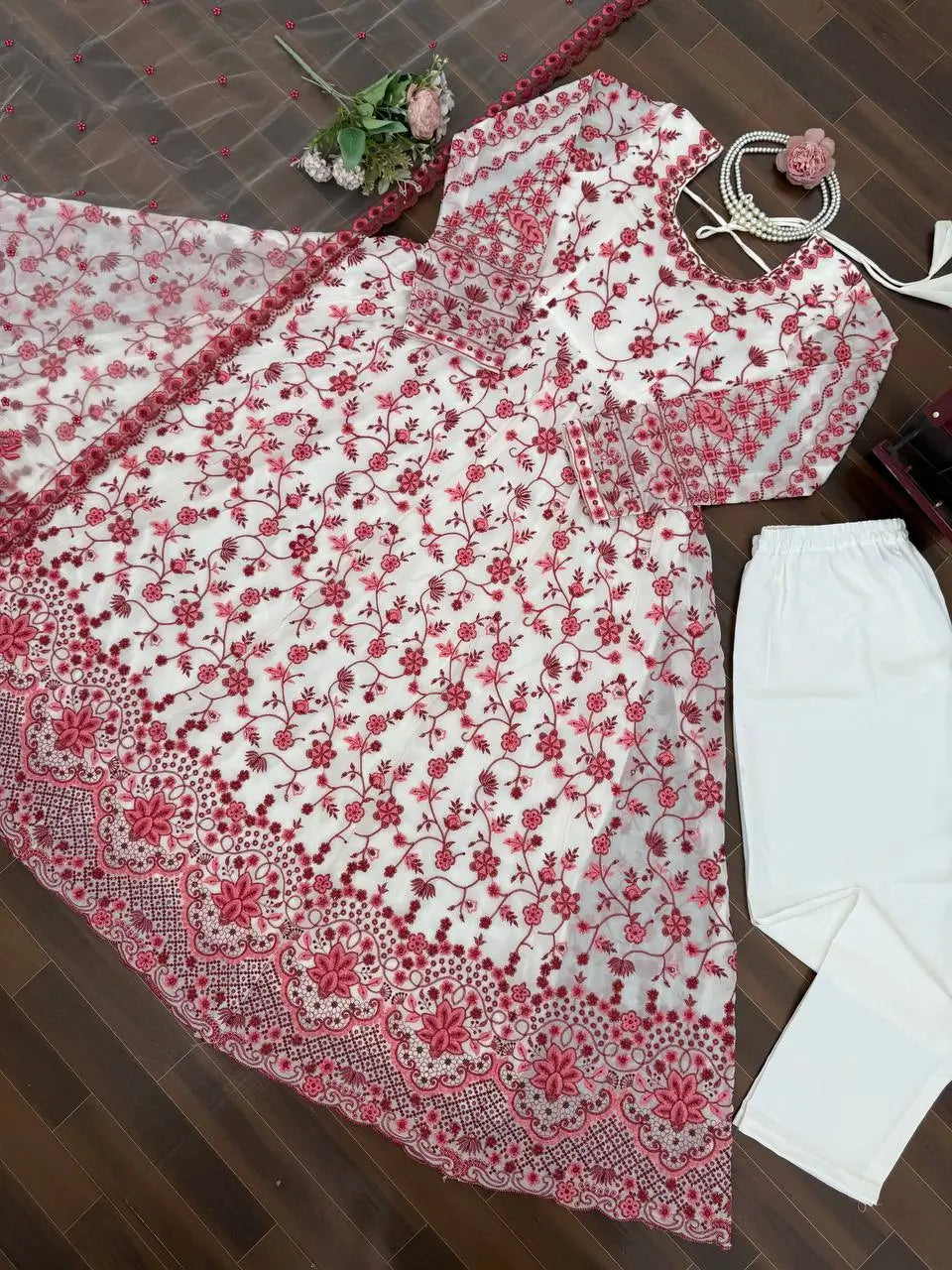 Elegant Floral Georgette Anarkali Set for Festive and Day Occasion Wear