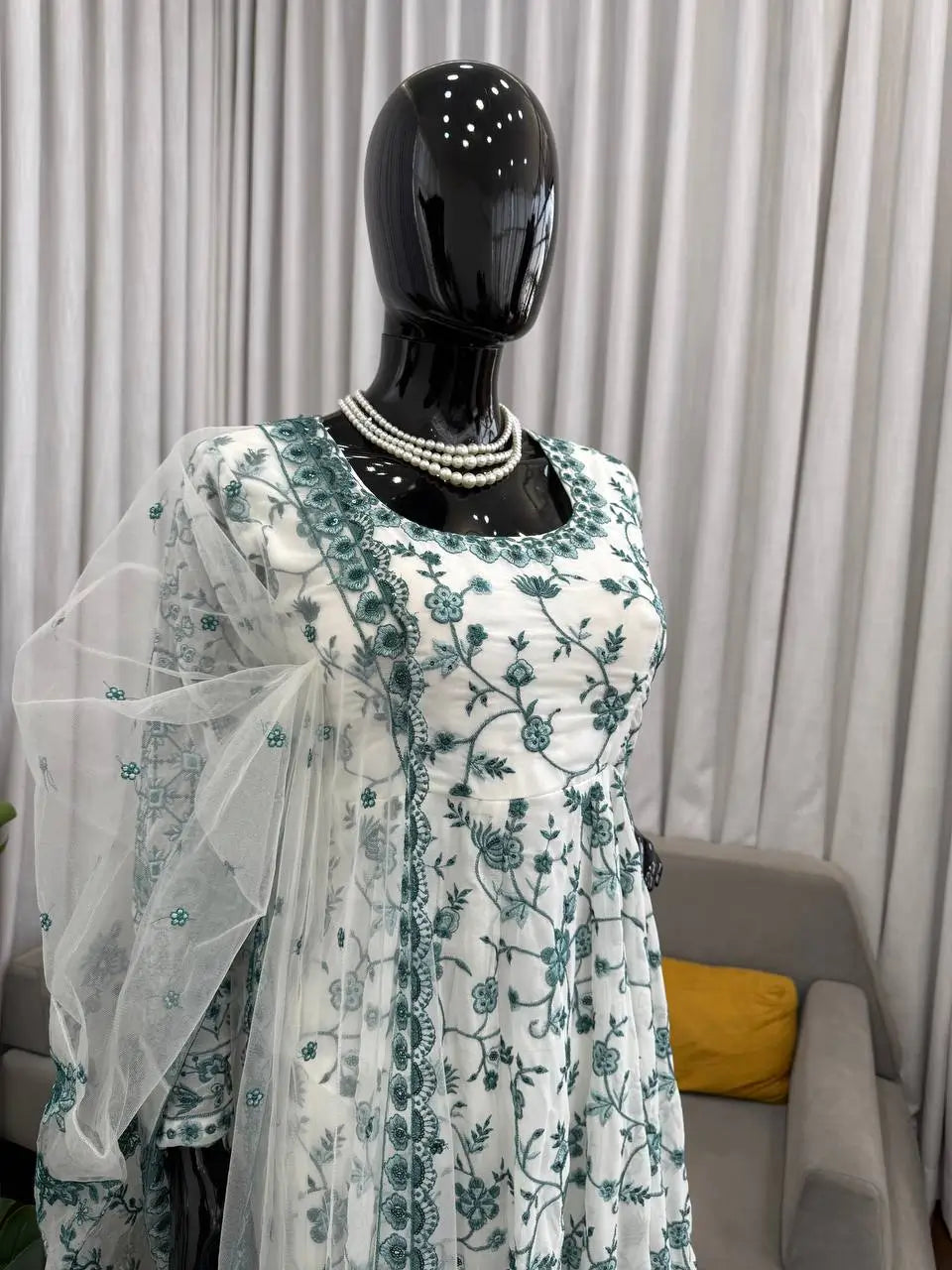 Elegant Floral Georgette Anarkali Set for Festive and Day Occasion Wear