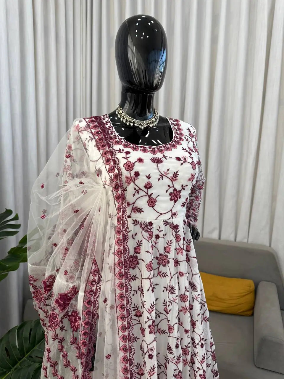 Elegant Floral Georgette Anarkali Set for Festive and Day Occasion Wear