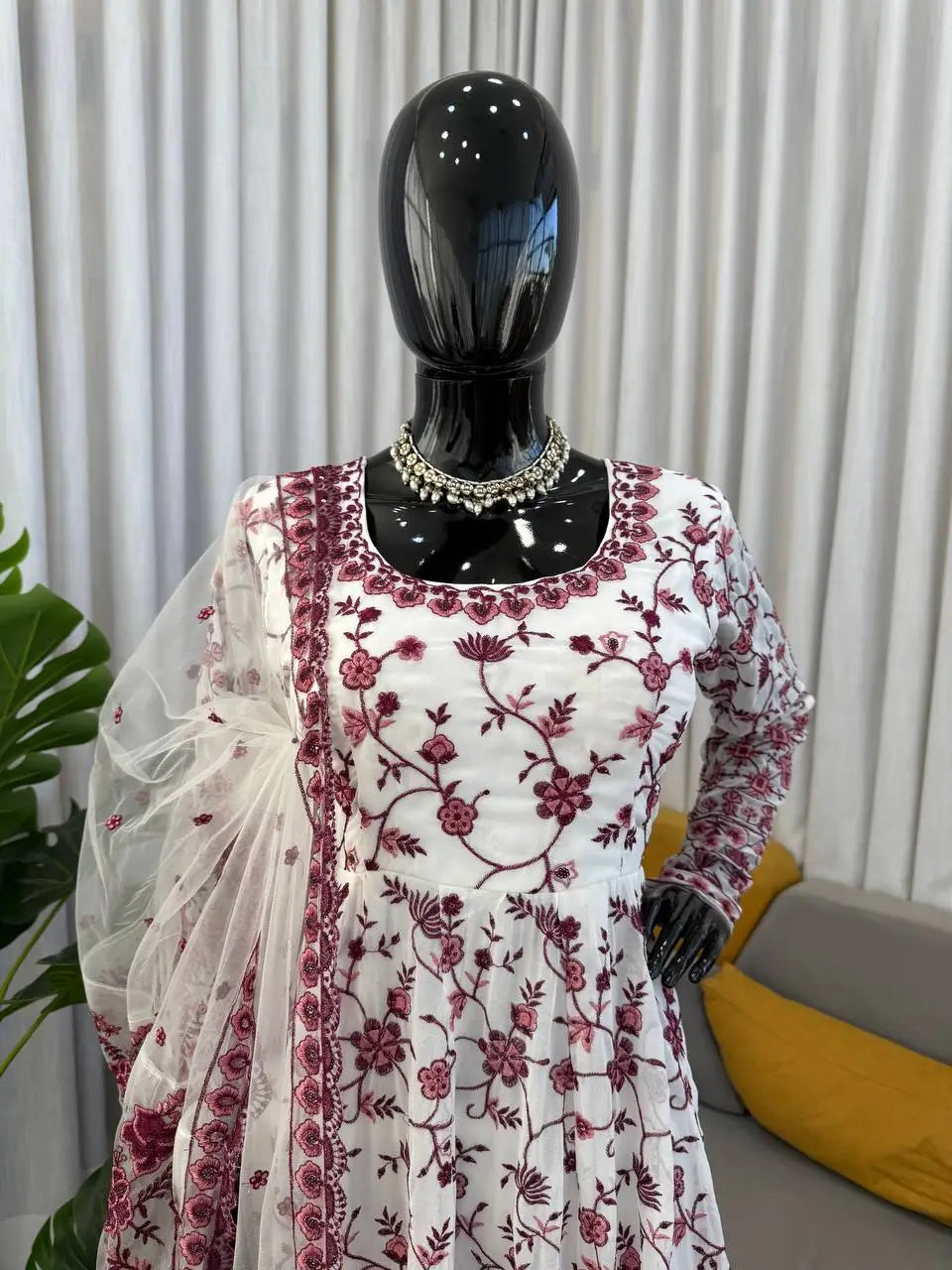 Elegant Floral Georgette Anarkali Set for Festive and Day Occasion Wear