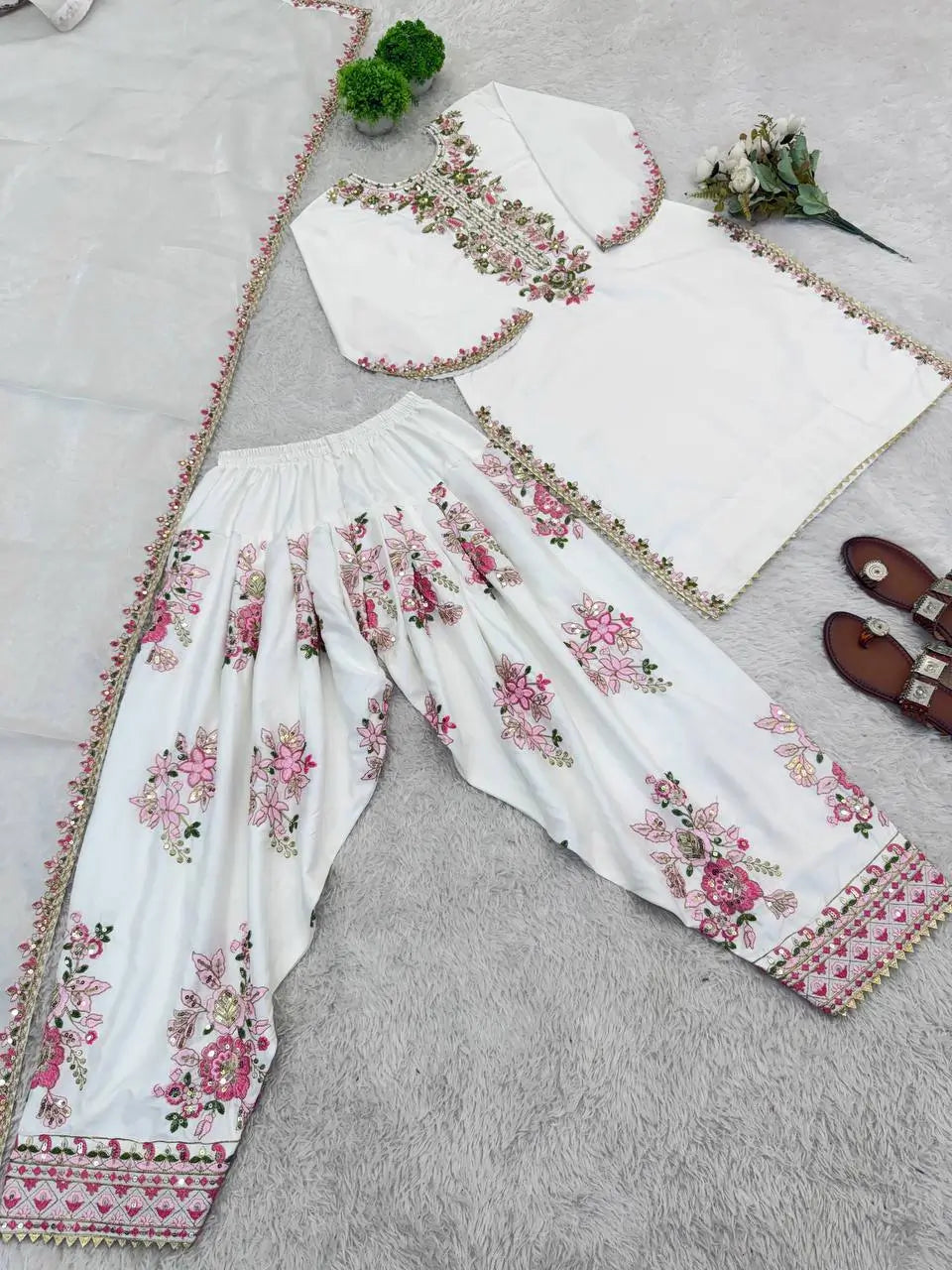 Elegant French Crepe Farshi Suit Set for Festive and Occasion Wear