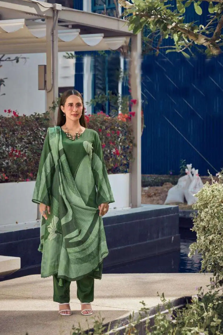 Elegant Heavy Poly Rayon Digital Print Kurti Set with Straight Pant & Mal Chanderi Dupatta