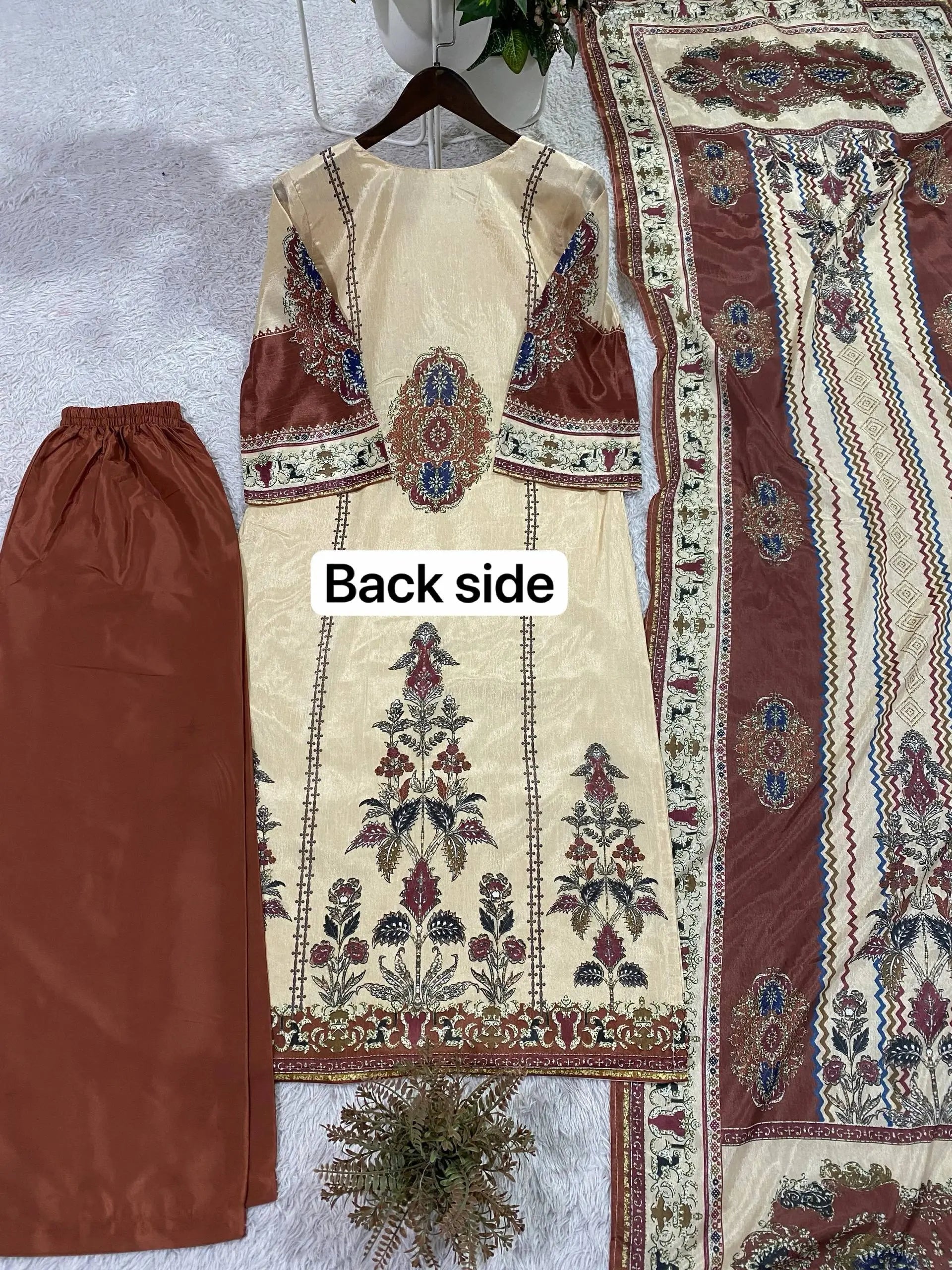 Elegant Printed Chinon Suit Set for Festive and Daily Ethnic Wear