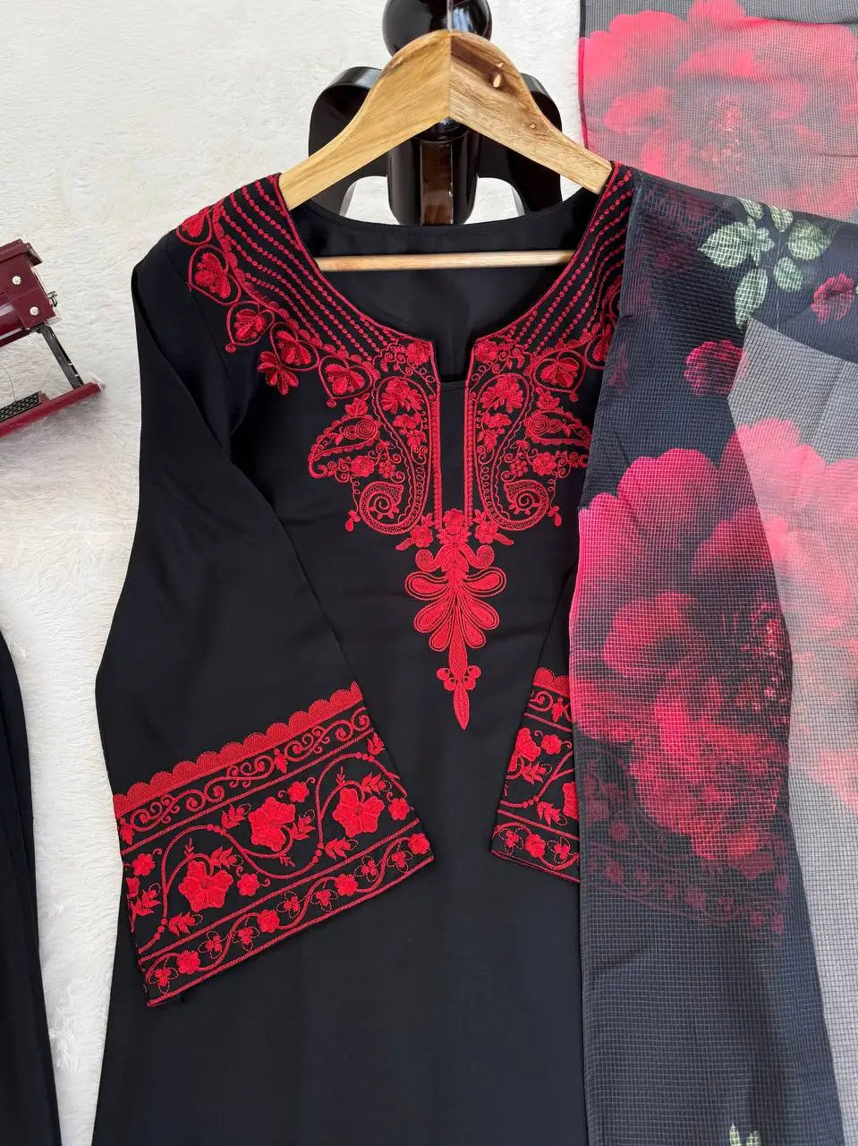 Elegant Rayon Cotton Suit Set for Festive and Everyday Wear