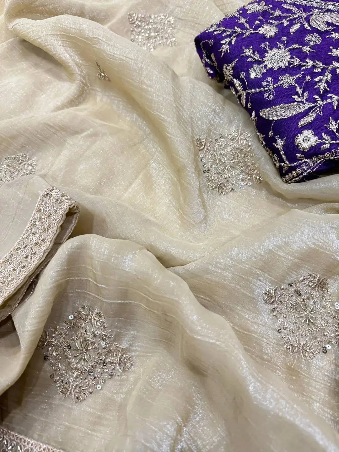 Elegant Soft Crunchy Silk Designer Saree for Festive and Wedding Wear