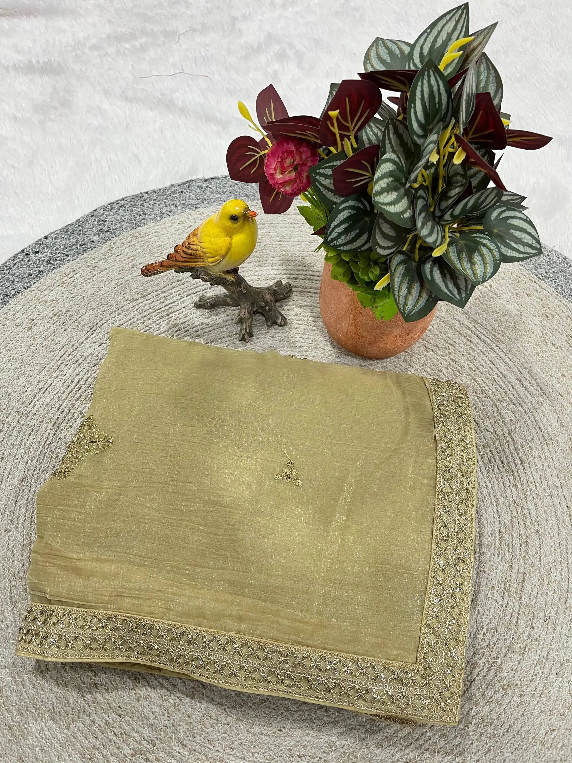 Elegant Soft Crunchy Silk Designer Saree for Festive and Wedding Wear