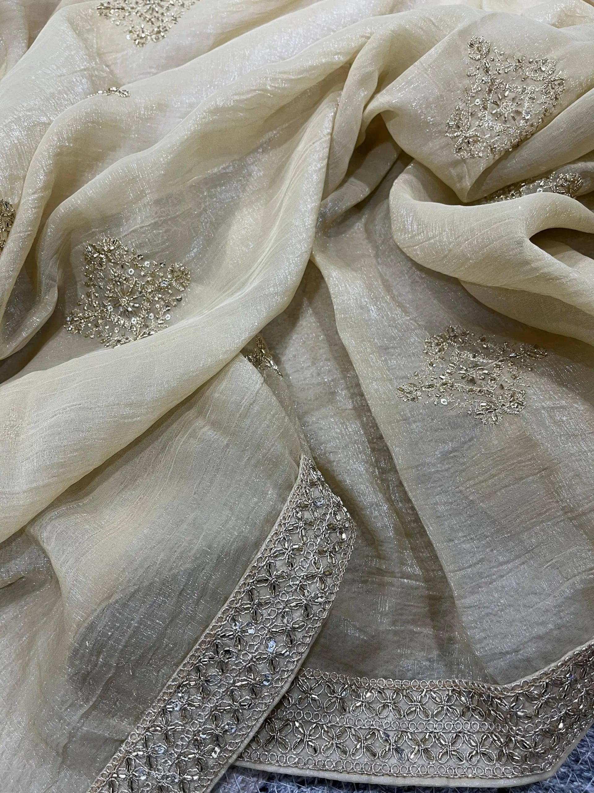 Elegant Soft Crunchy Silk Designer Saree for Festive and Wedding Wear