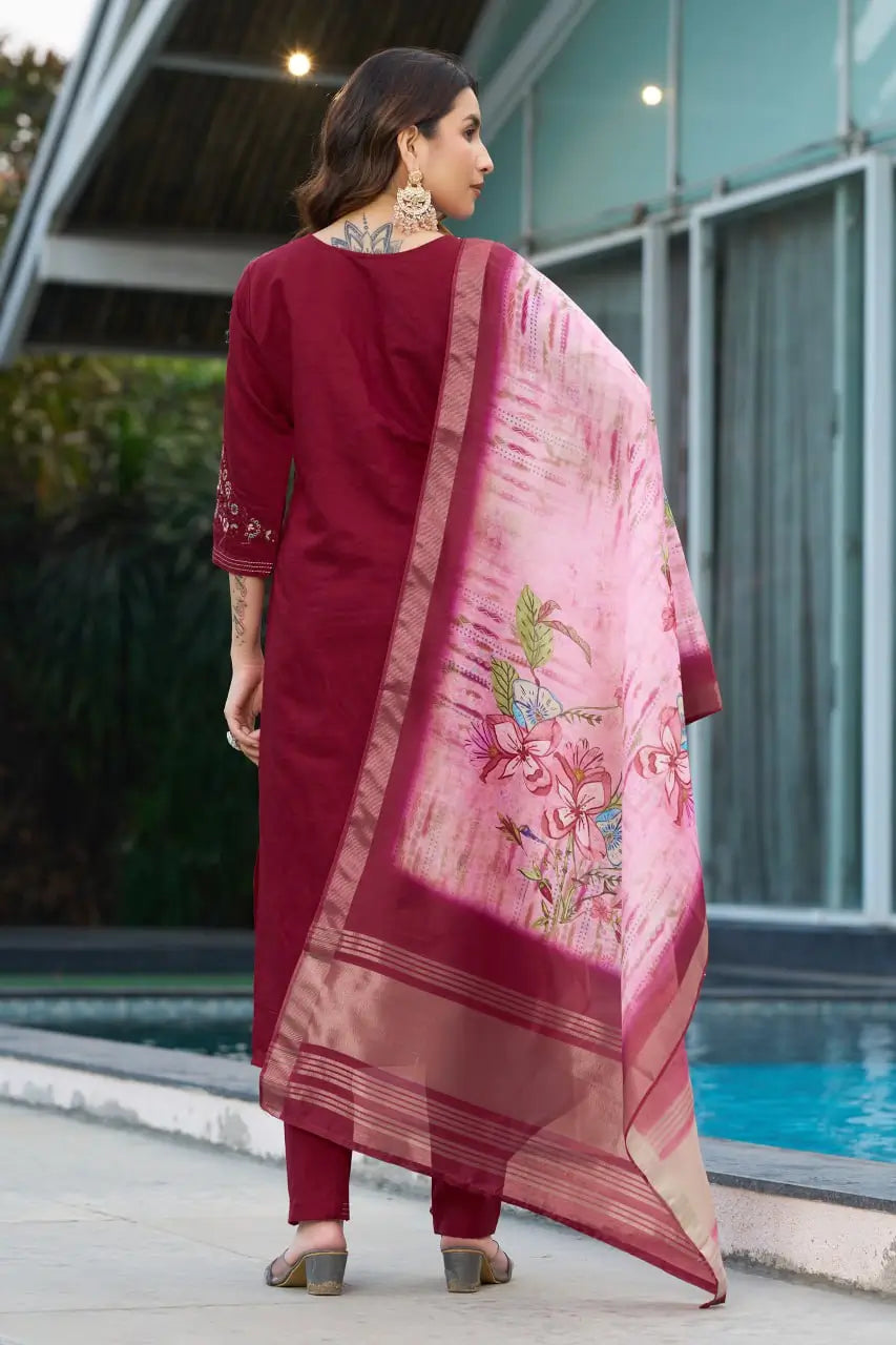 Elegant Viscose Silk Embroidered Kurti Set with Pant & Maslin Silk Dupatta – Stitched 3 Piece Set