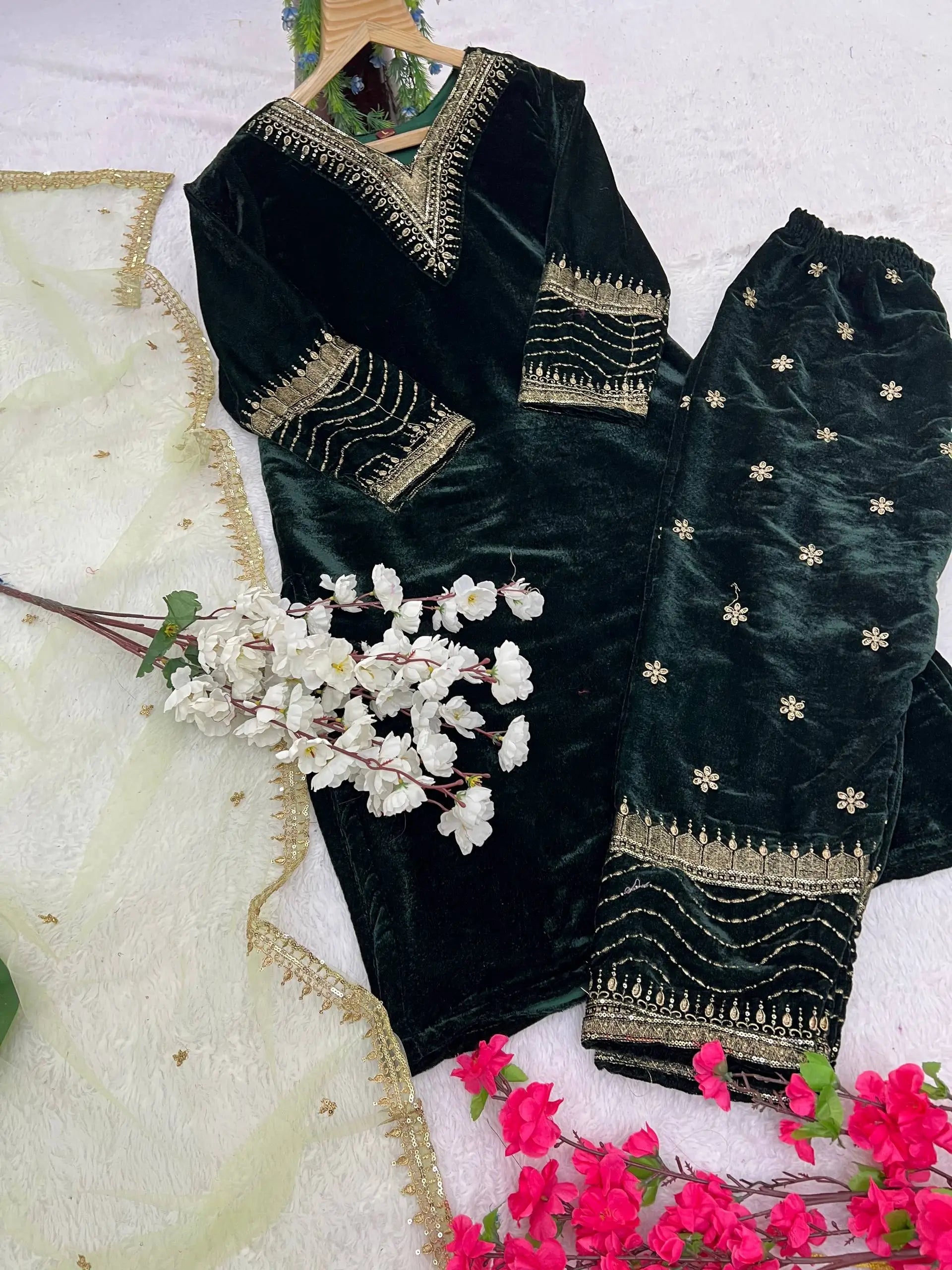 Elegant Viscose Velvet Embroidered Kurti Set