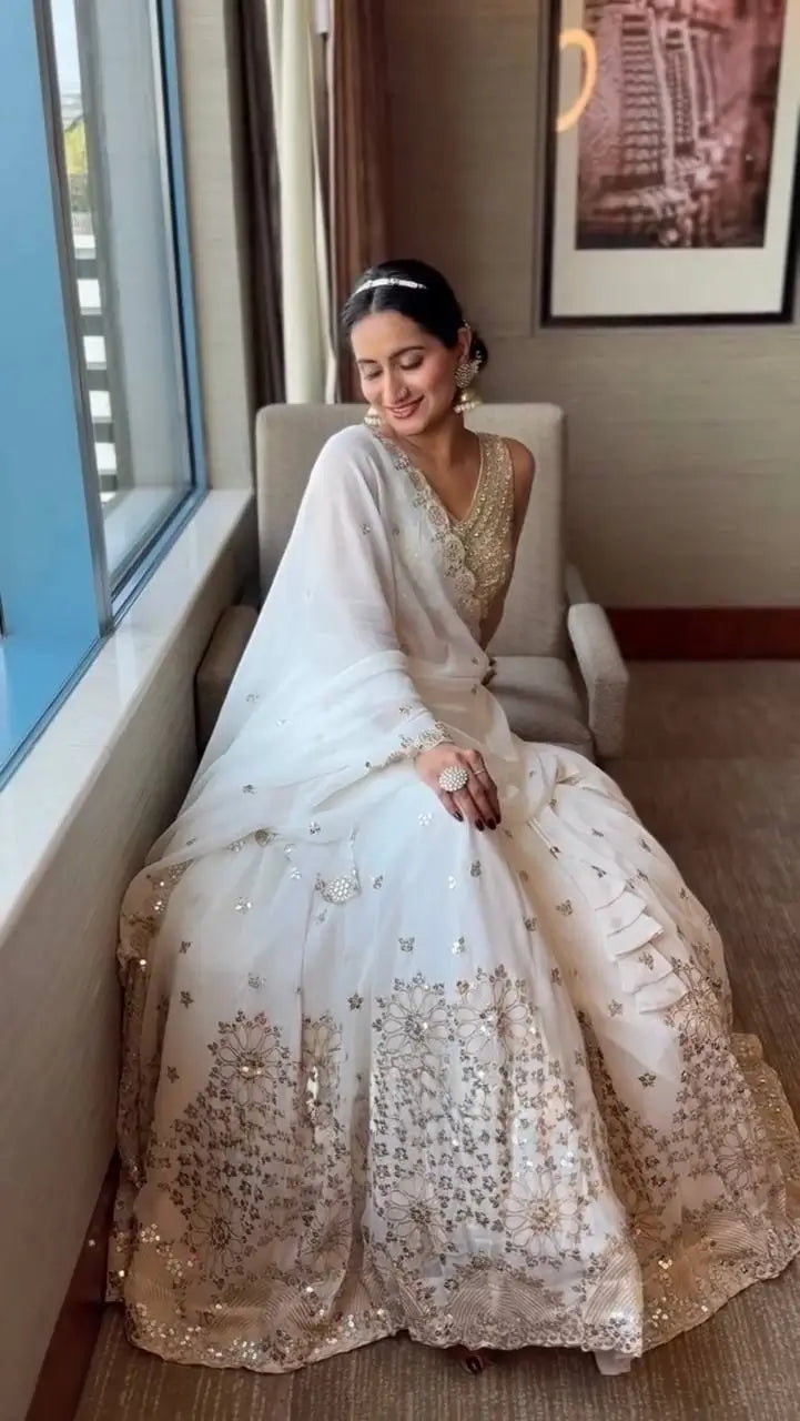 Elegant White Embroidered Lehenga Set with Dupatta for Wedding and Festive Wear