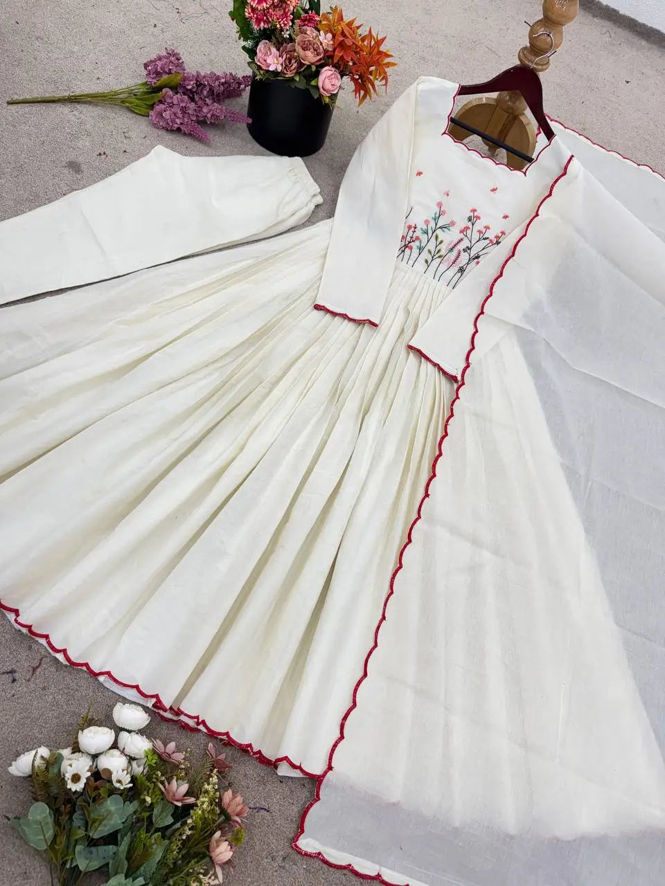 Elegant White Khadi Cotton Embroidered Suit Set with Pant & Dupatta – Ready to Wear