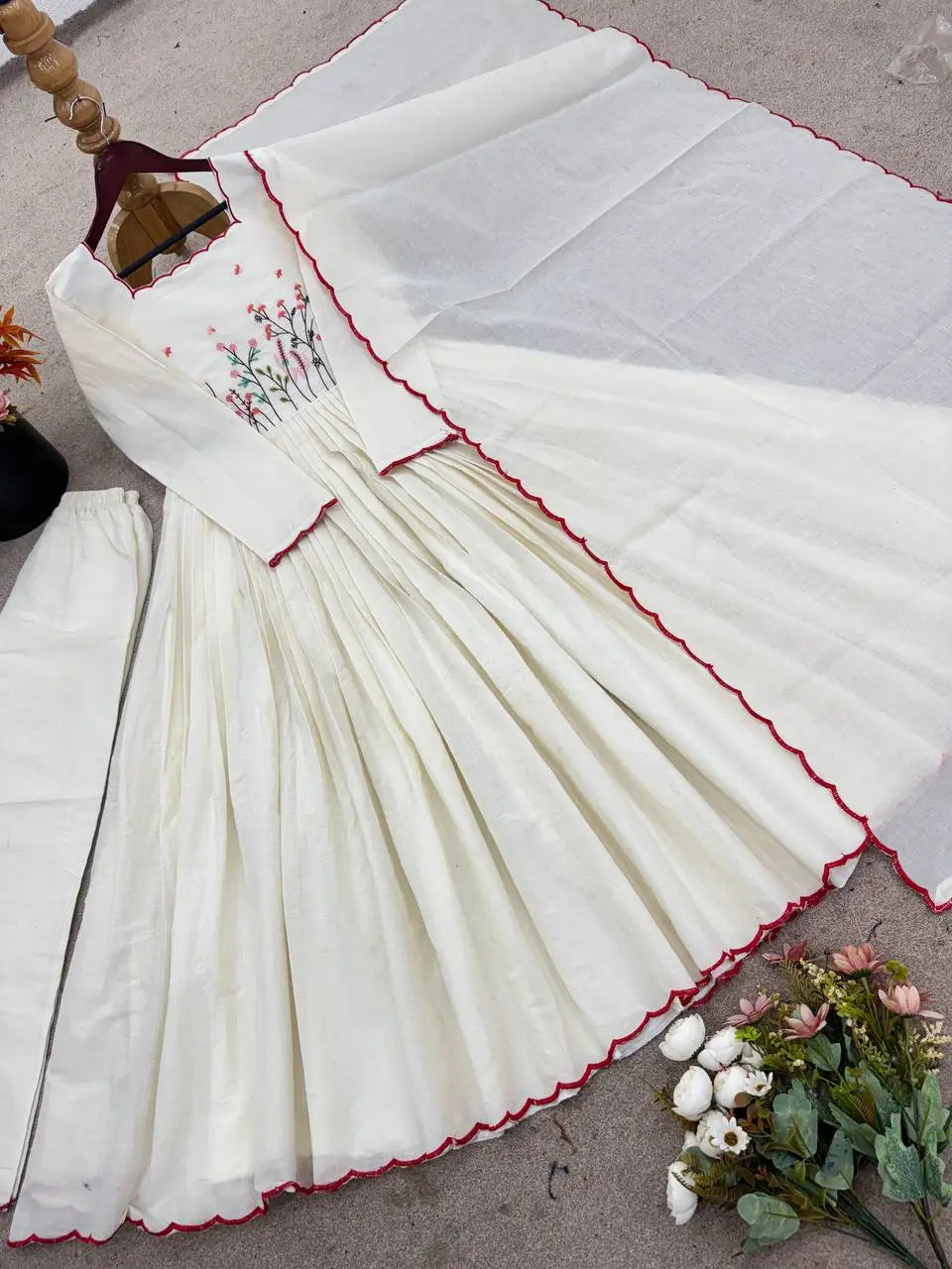 Elegant White Khadi Cotton Embroidered Suit Set with Pant & Dupatta – Ready to Wear