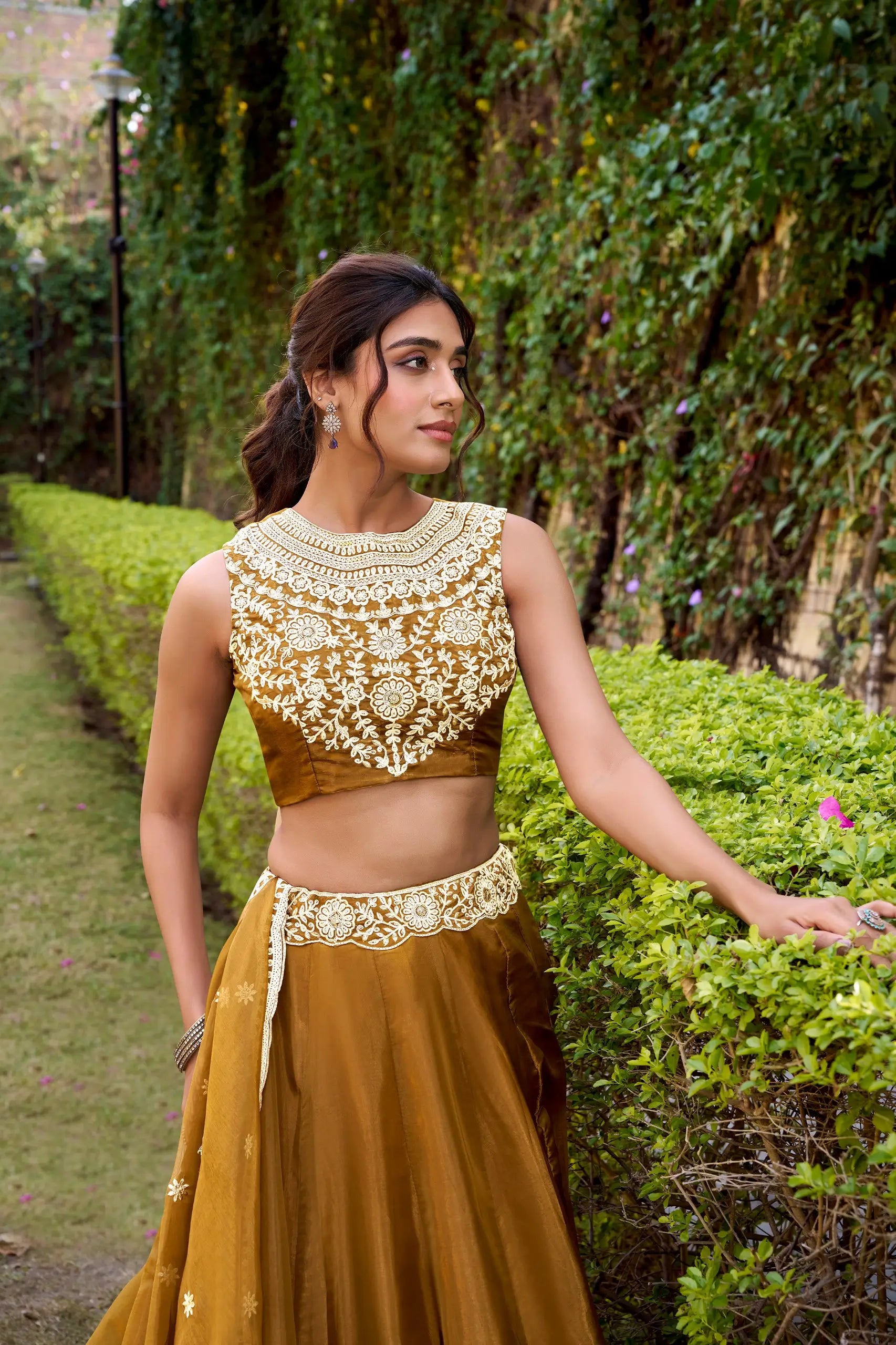 Embroidered Chanda Silk Lehenga Choli Set with Dupatta