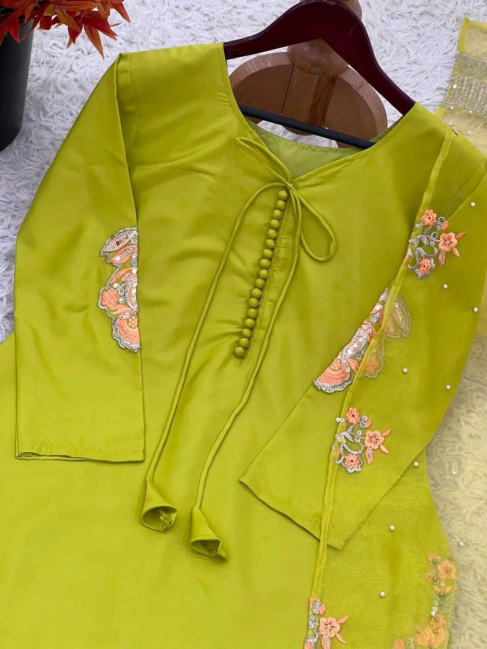 Embroidered Crepe Silk Kurti Farshi Pant Set with Dupatta