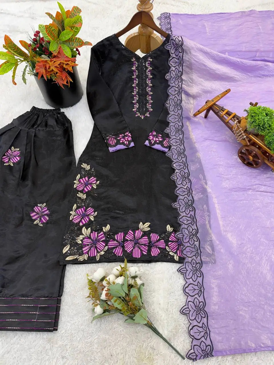 Embroidered Farshi Pant Suit Set for Festive and Wedding Wear