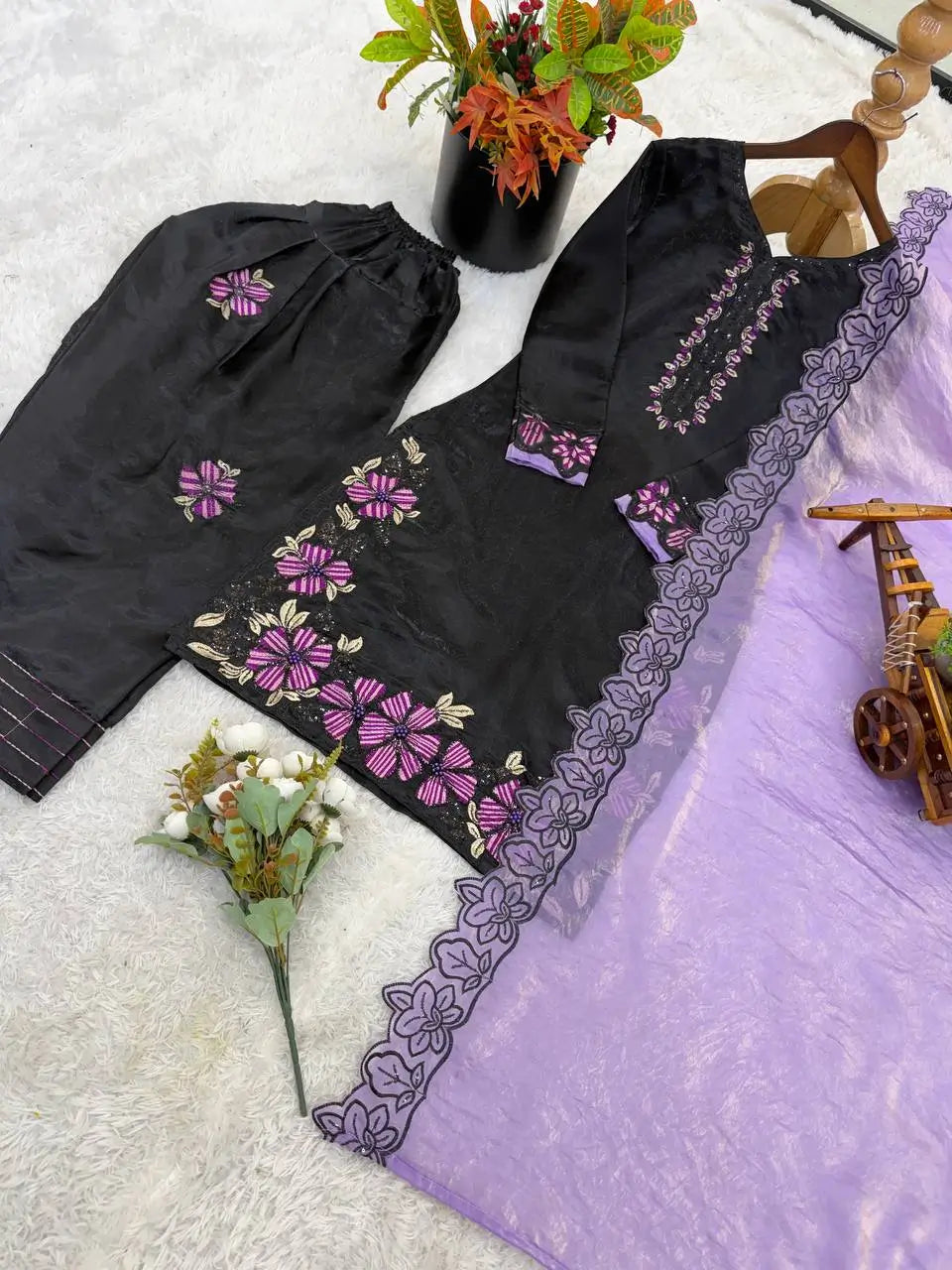 Embroidered Farshi Pant Suit Set for Festive and Wedding Wear