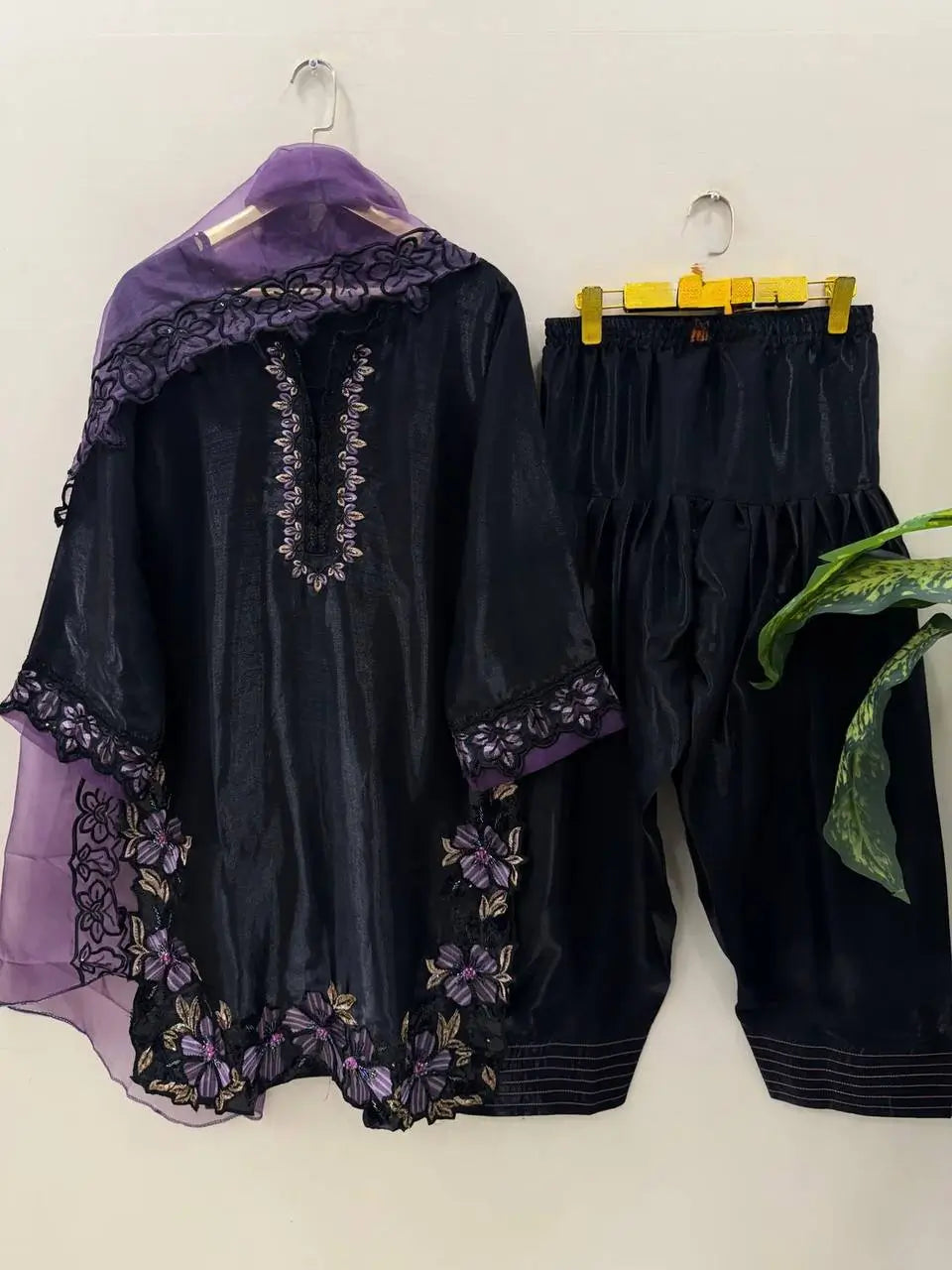 Embroidered Farshi Pant Suit Set for Festive and Wedding Wear