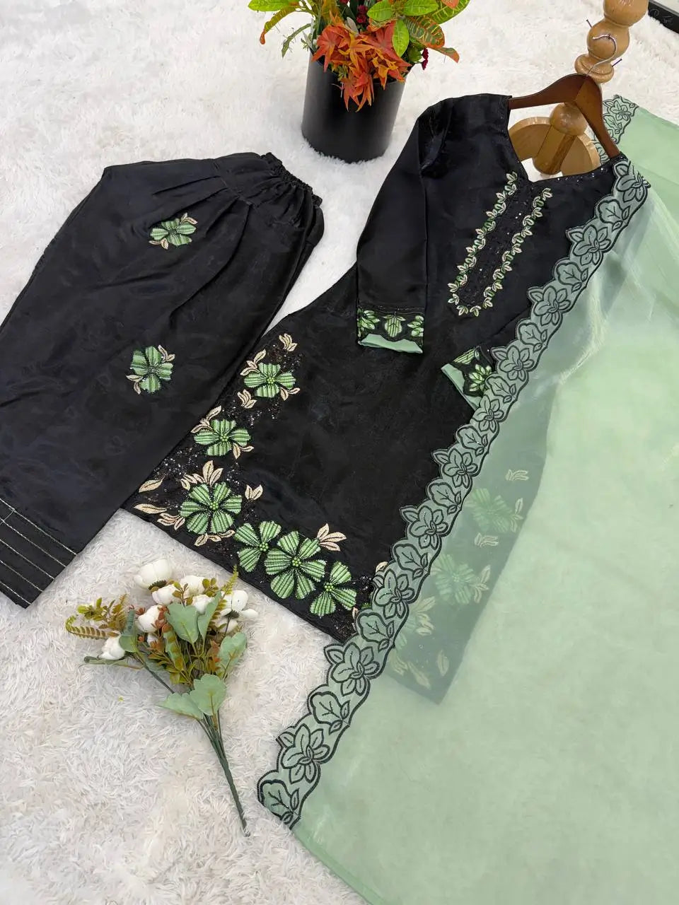 Embroidered Farshi Pant Suit Set for Festive and Wedding Wear