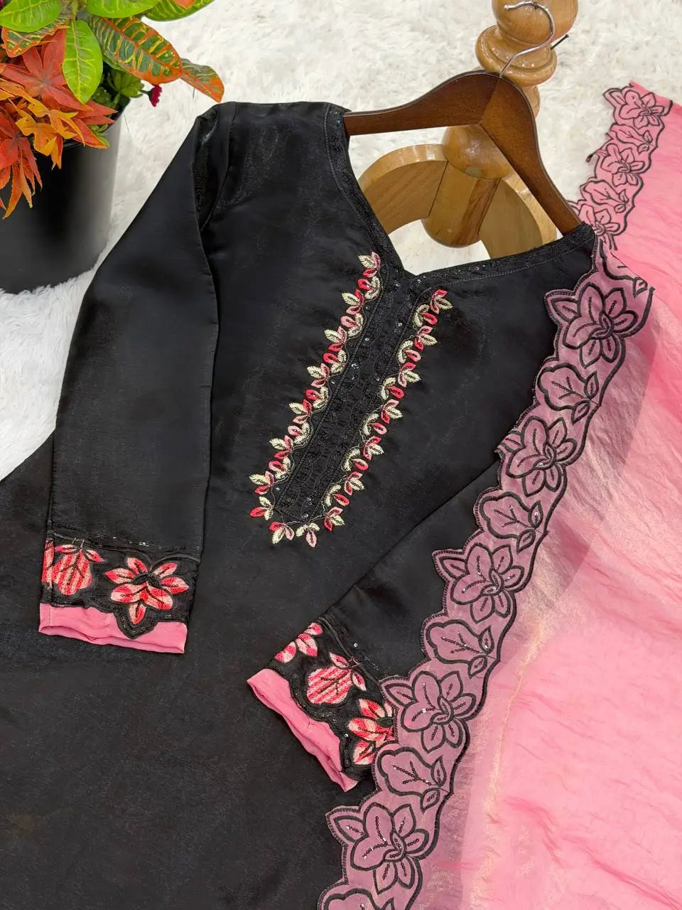 Embroidered Farshi Pant Suit Set for Festive and Wedding Wear