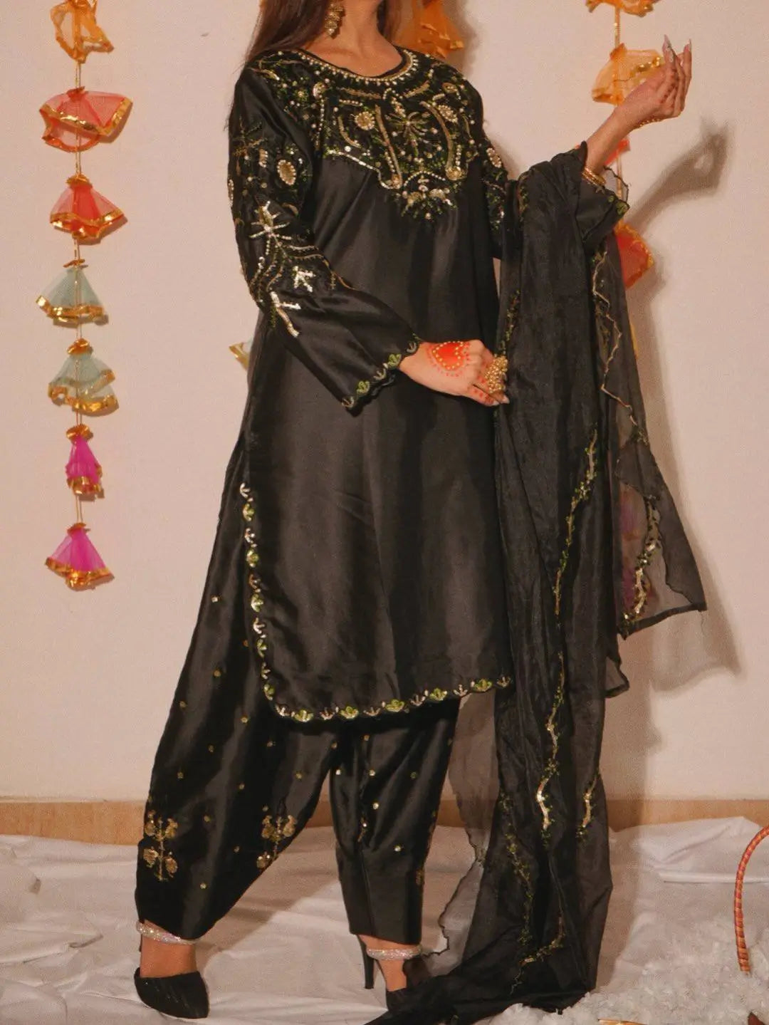 Embroidered Farshi Salwar Suit Set for Festive and Wedding Wear