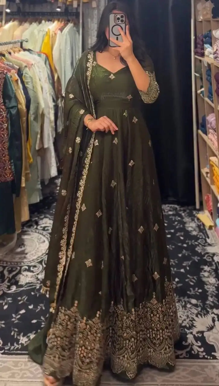 Embroidered Fendy Silk Anarkali Set with Dupatta