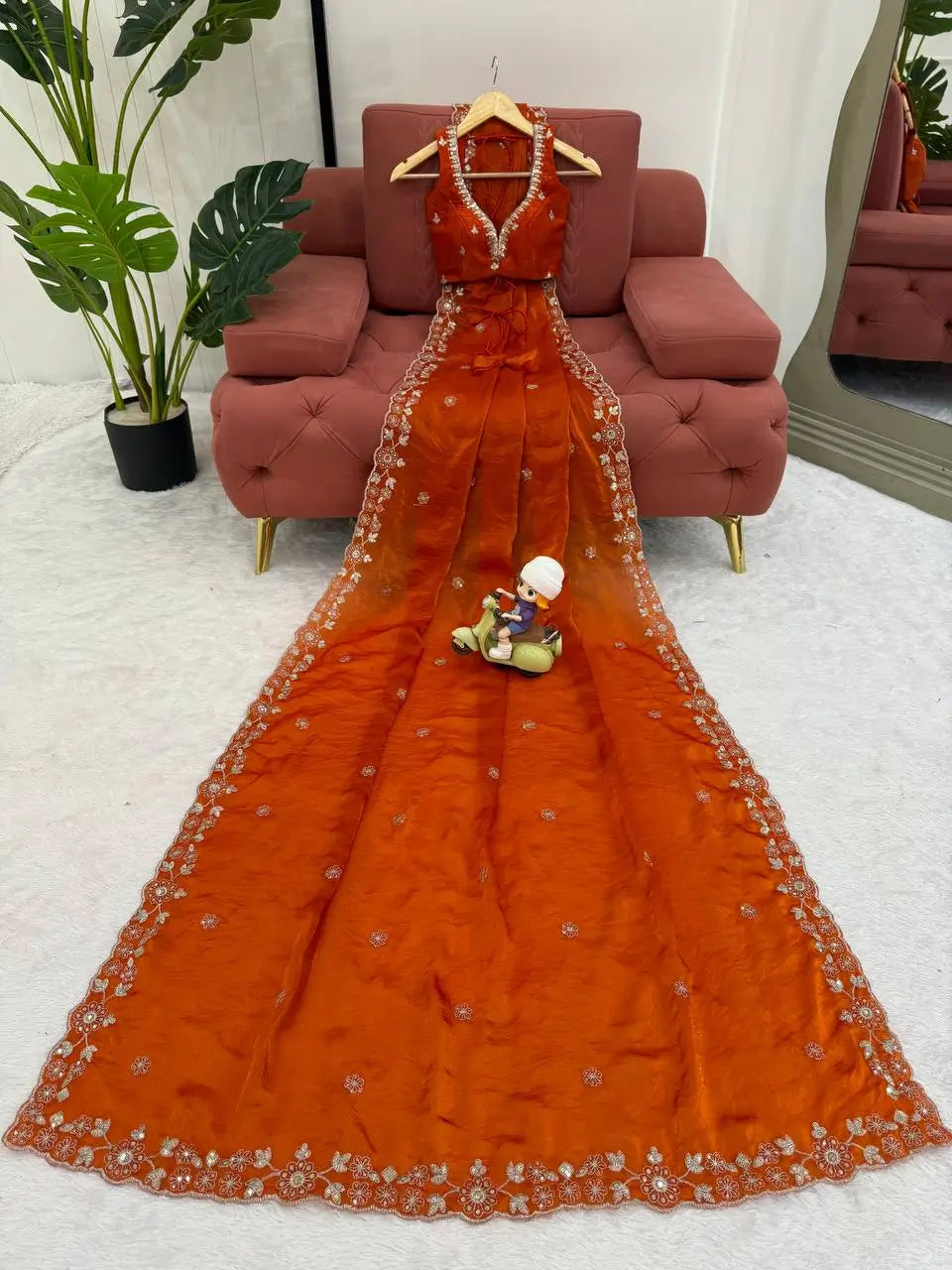 Embroidered Fendy Silk Designer Saree with Blouse