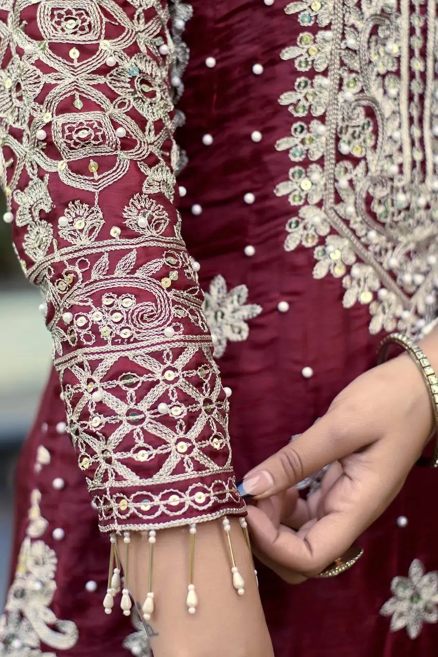 Embroidered GMY Silk Kurta Pant Set with Dupatta