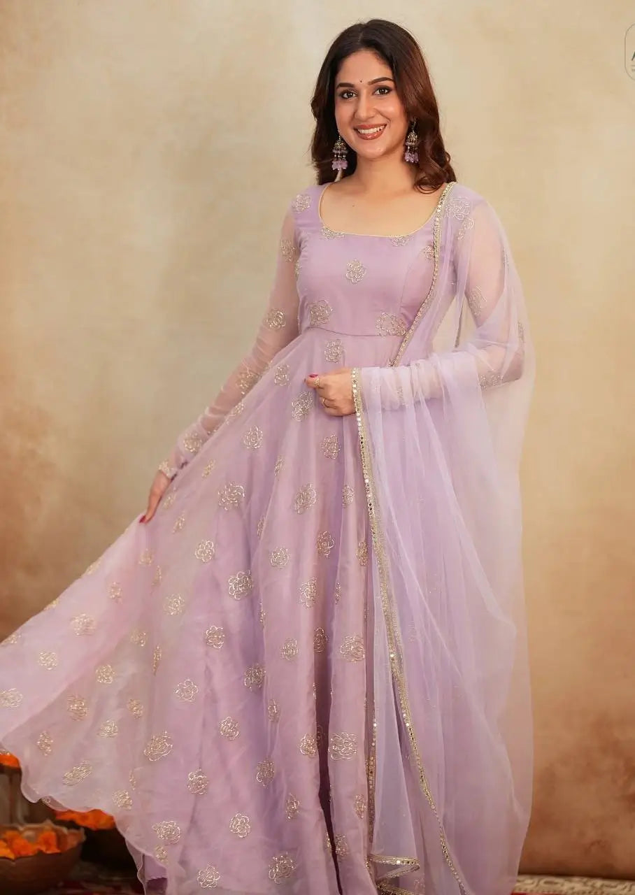 Embroidered Organza Gown Set With Dupatta