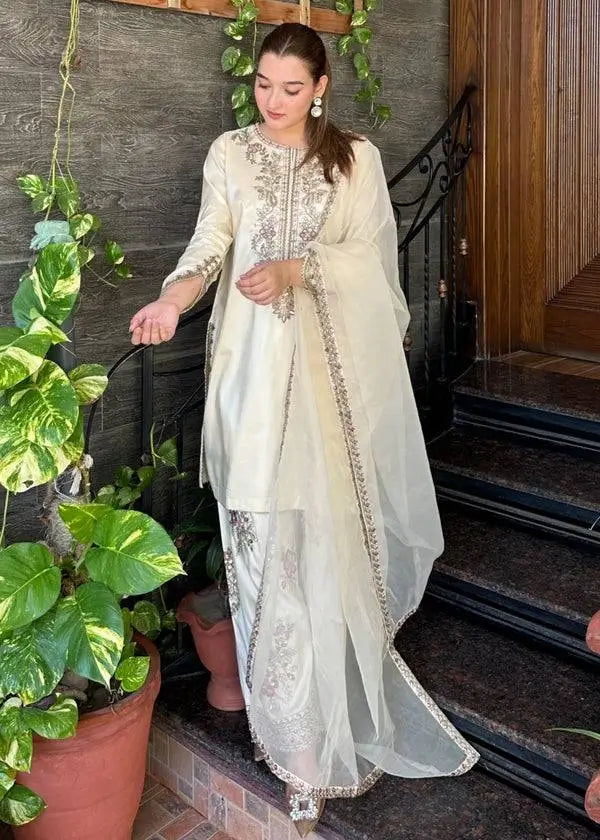 Embroidered Pure Crepe Silk Farshi Suit Set with Dupatta