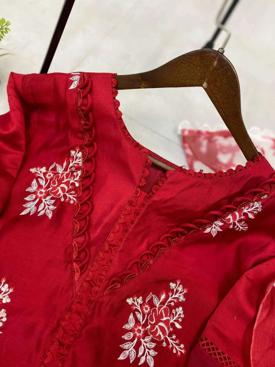 Embroidered Roman Silk Kurti Pant Set with Printed Silver Chiffon Dupatta