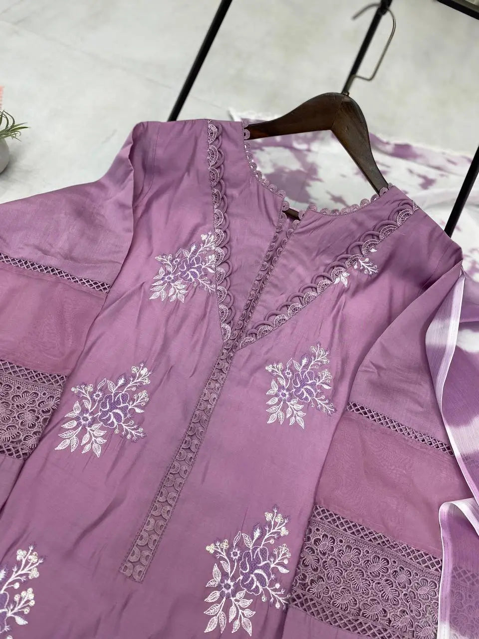 Embroidered Roman Silk Kurti Pant Set with Printed Silver Chiffon Dupatta
