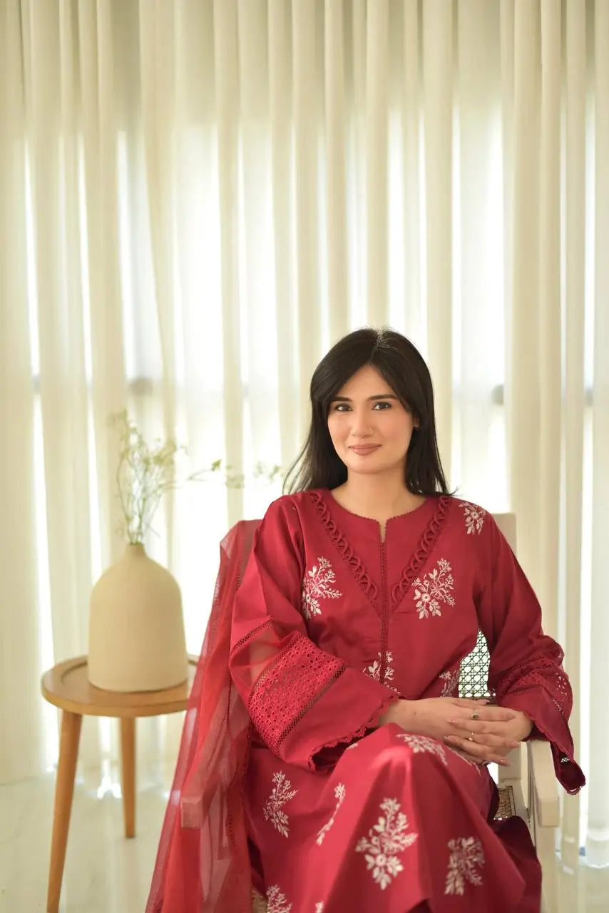 Embroidered Roman Silk Kurti Pant Set with Printed Silver Chiffon Dupatta