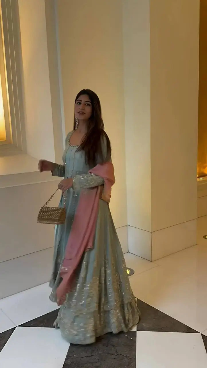 Embroidered Star Georgette Lehenga Suit Set