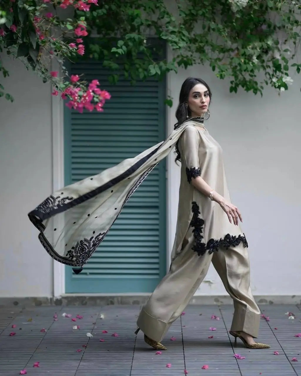 Embroidered Star Georgette Suit Set with Farshi Pant and Dupatta