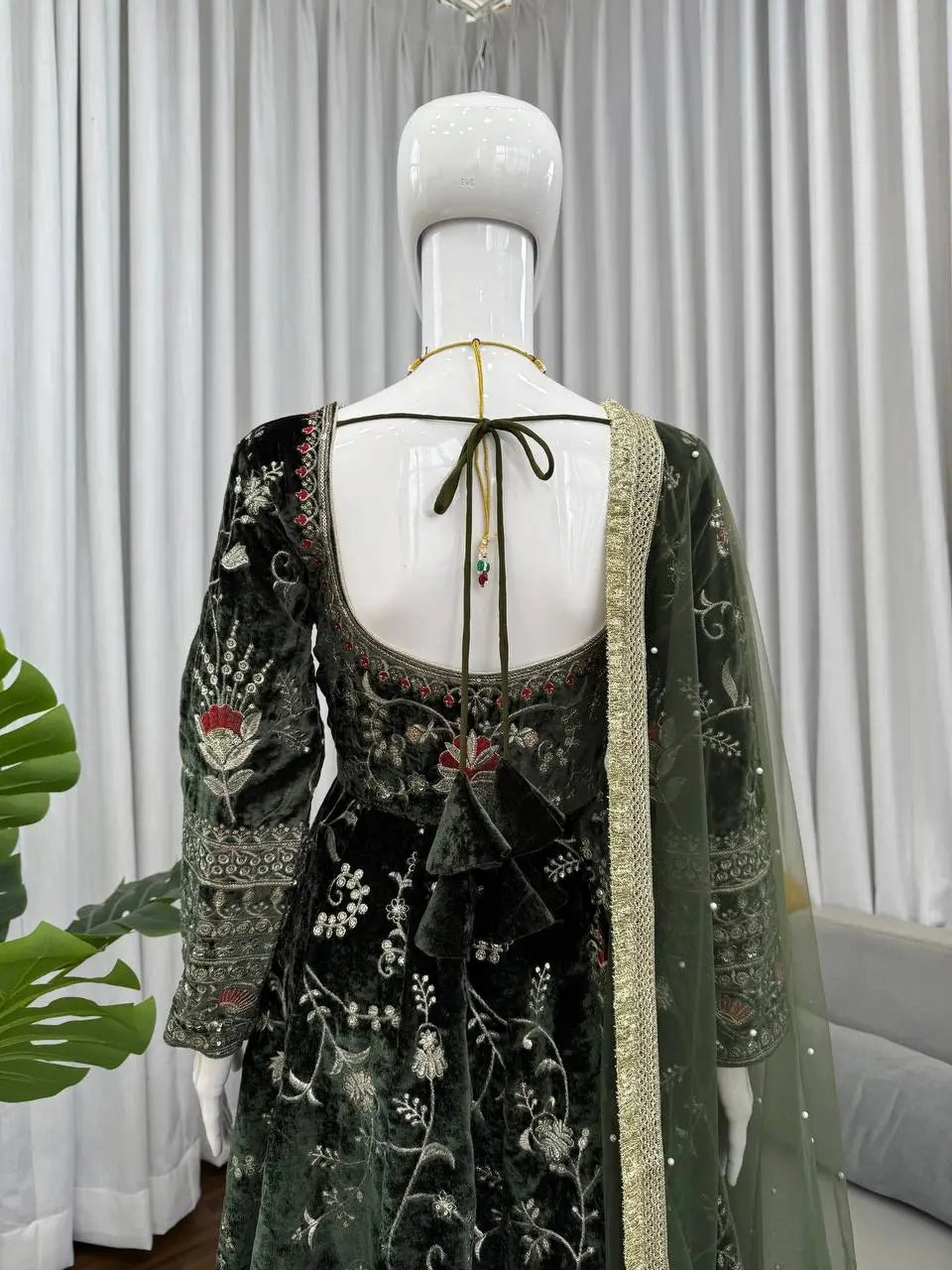 Embroidered Viscose Velvet Suit Set