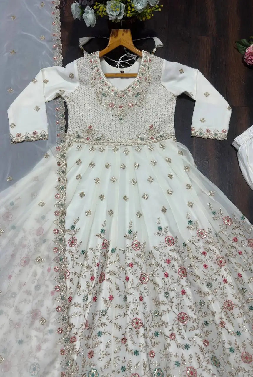 Faux Blooming Zari Anarkali with Dupatta Set