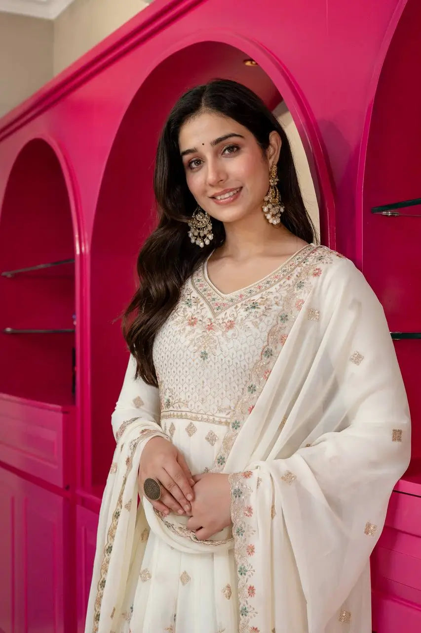 Faux Blooming Zari Anarkali with Dupatta Set