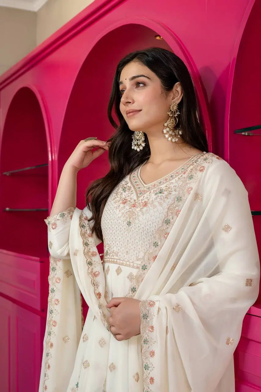 Faux Blooming Zari Anarkali with Dupatta Set